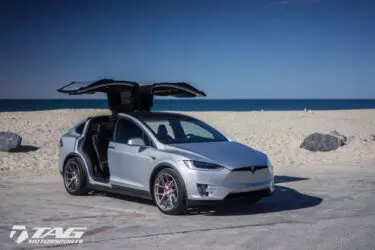 Tesla Model X with HRE P101 Wheels 2