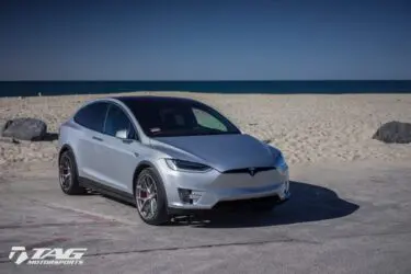 Tesla Model X with HRE P101 Wheels 3