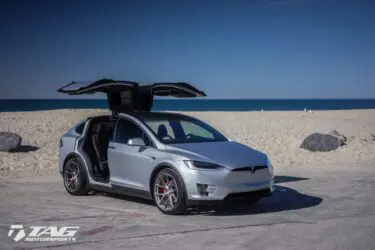 Tesla Model X with HRE P101 Wheels 4