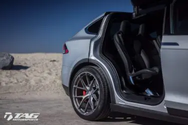 Tesla Model X with HRE P101 Wheels 7