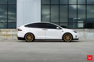 White Tesla Model X on Vossen Hybrid Forged HF-3 Wheels