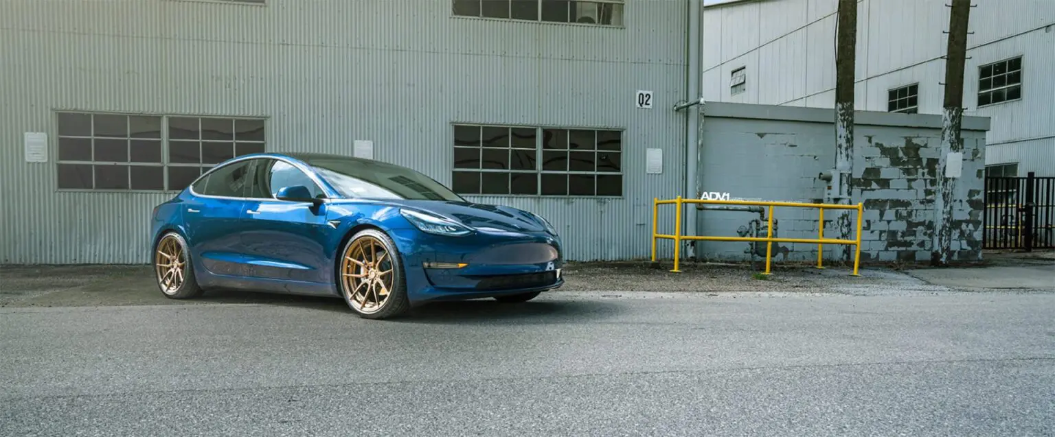 Deep Blue Metallic Tesla Model 3 Dual Motor With ADV.1 Wheels