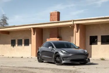 Vorsteiner Tesla Model 3 Volta With V-FF 109 Wheels Image 1