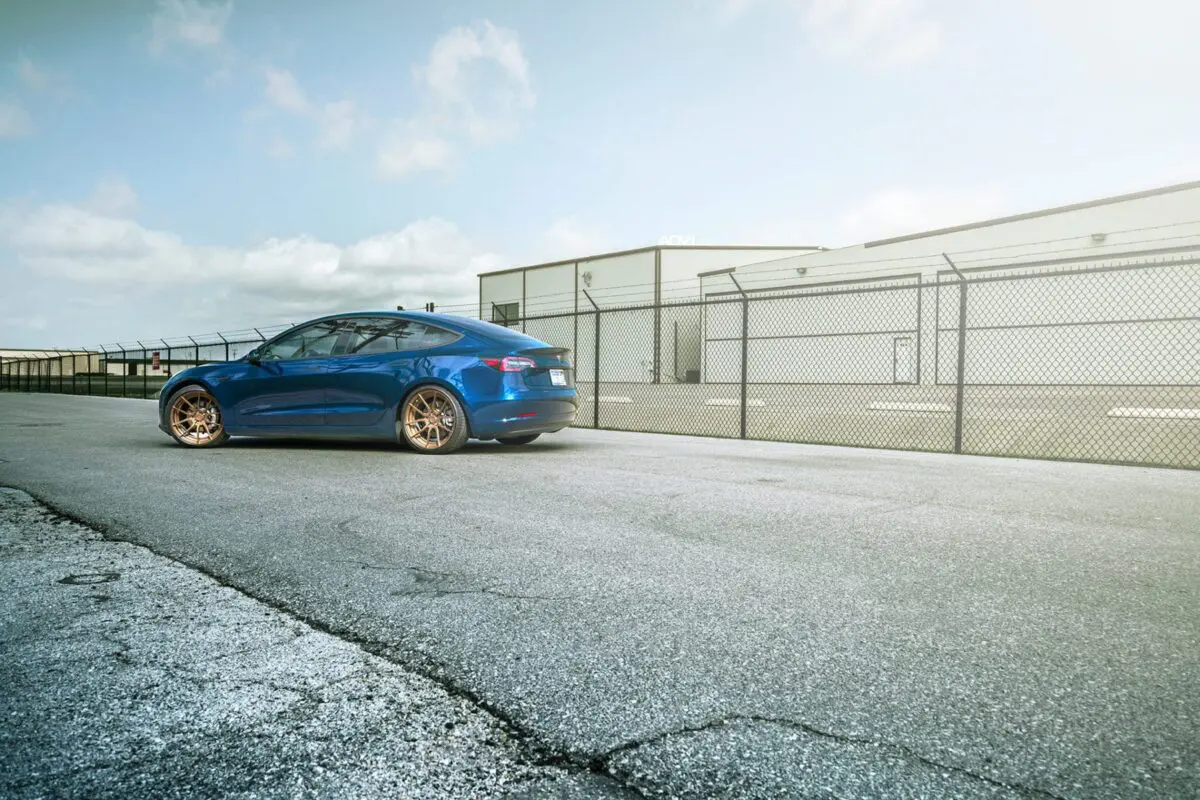 Deep Blue Metallic Tesla Model 3 Dual Motor With ADV.1 Wheels