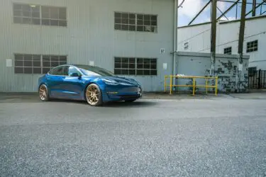 Deep Blue Metallic Tesla Model 3 Dual Motor With ADV.1 Wheels1-h