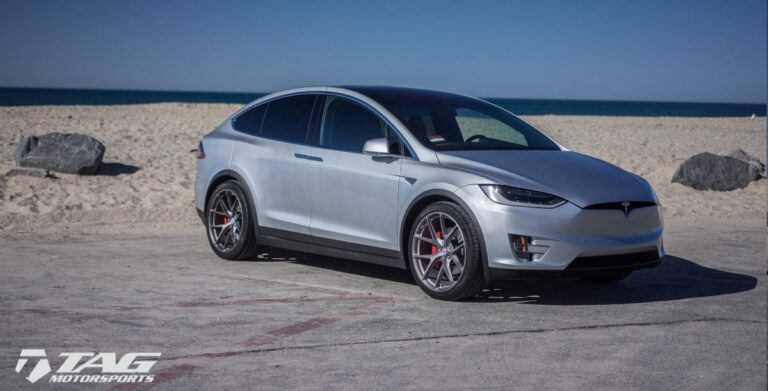Tesla Model X with HRE P101 Wheels