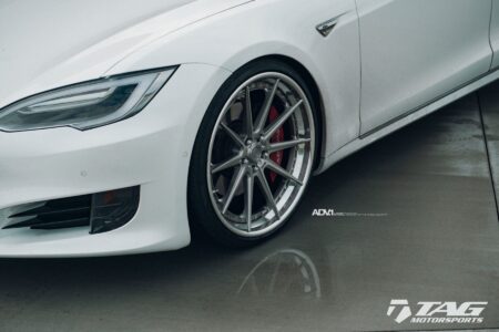 White-Tesla-Model-S-ADV10-Track-Spec-SL-Wheels-Concave-Wheels-3