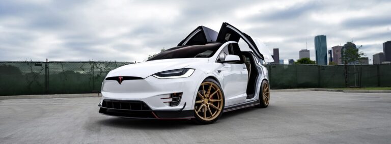 White Tesla Model X on Vossen Hybrid Forged HF-3 Wheels