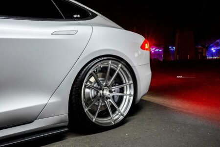 Pearl White Tesla Model S – ADV.1 Wheels