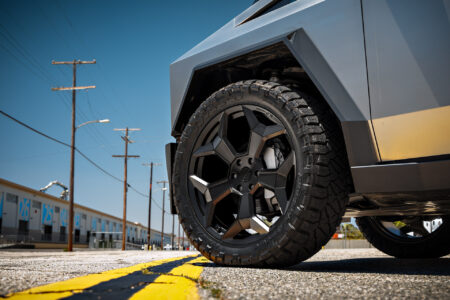 Tesla-Cybertruck-UP-Forged-CYBRSPOKE-Satin-Black-24-Inch-Wheels-1920px-2-1