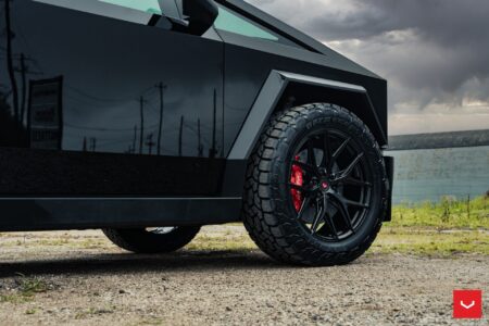 Tesla-Cybertruck-–-Vossen-Hybrid-Forged-Series-HF6-4-Image-5_1920px