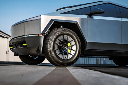 Tesla-OEM-Cybertruck-UP-Forged-UP-RW-Cyber-Wheels-Unplugged-Performance-1920px-9-1
